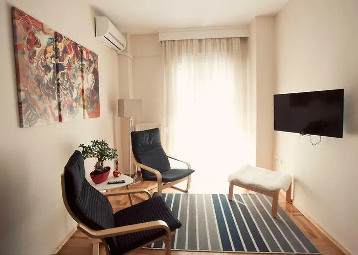 New Stylish And Cozy House Near Metro Station