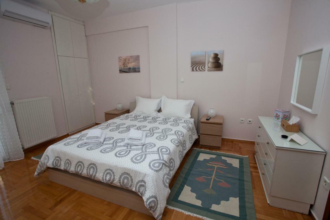 Apartment New Stylish And Cozy House Near Metro Station Thessaloniki