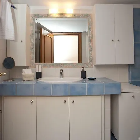New Stylish And Cozy House Near Metro Station Apartment Thessaloniki Exterior photo